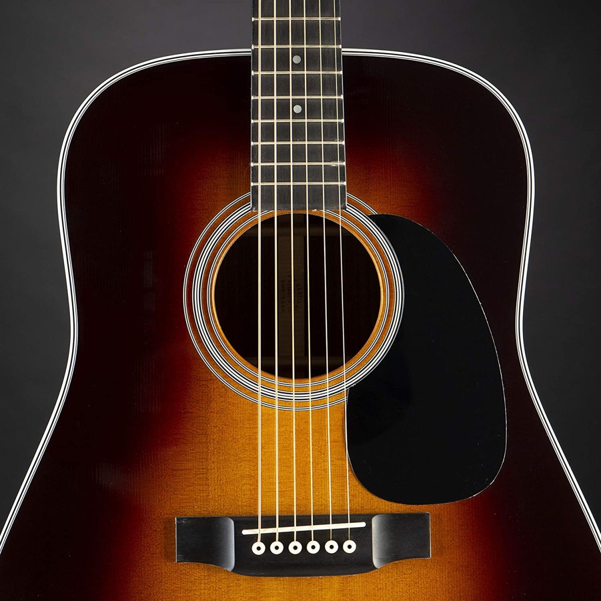 Martin-D28-Standard-series-