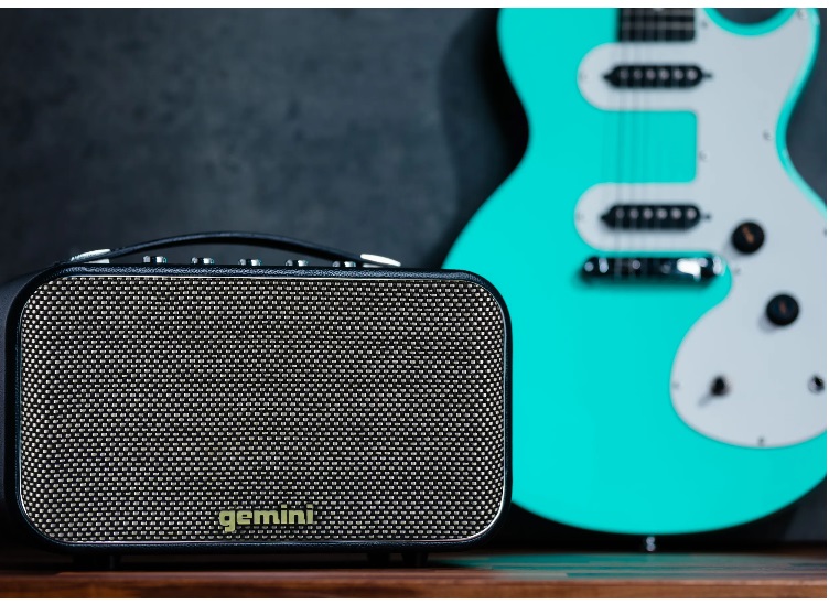 Gemini GTR-300: Bluetooth Stereo Speaker & Guitar Amp retro